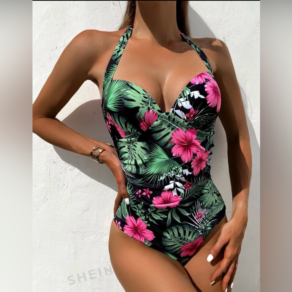 Beach Floral & Tropical Push Up One Piece Swimsuit. Size L